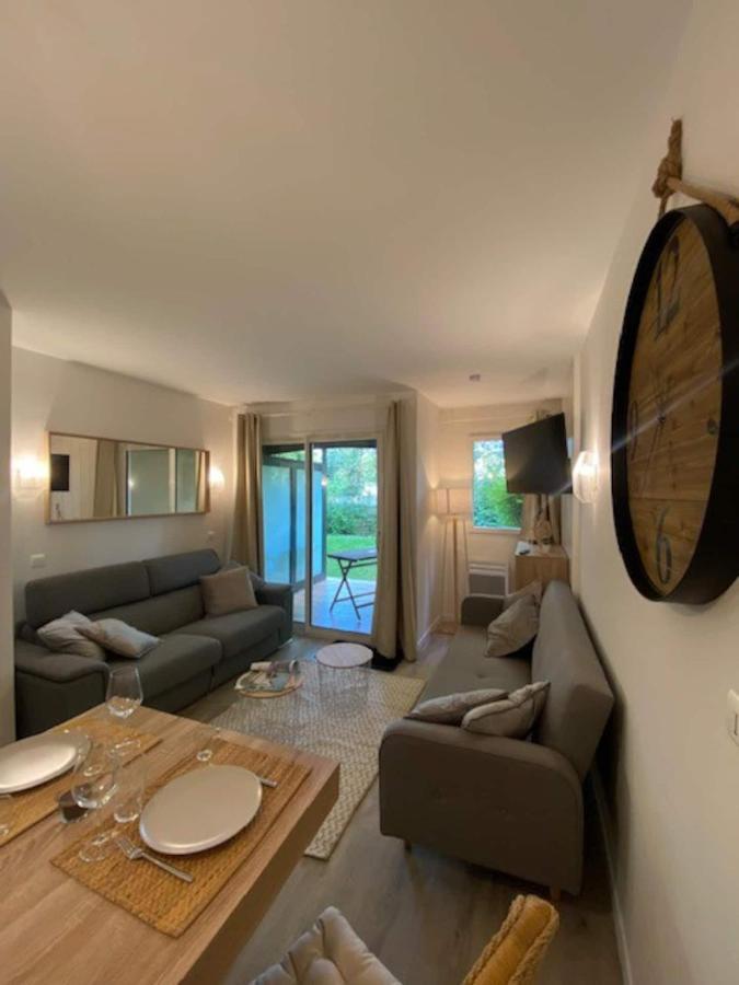 "Magnifique 2 Pieces Deauville" Piscine Et Jardin Luaran gambar