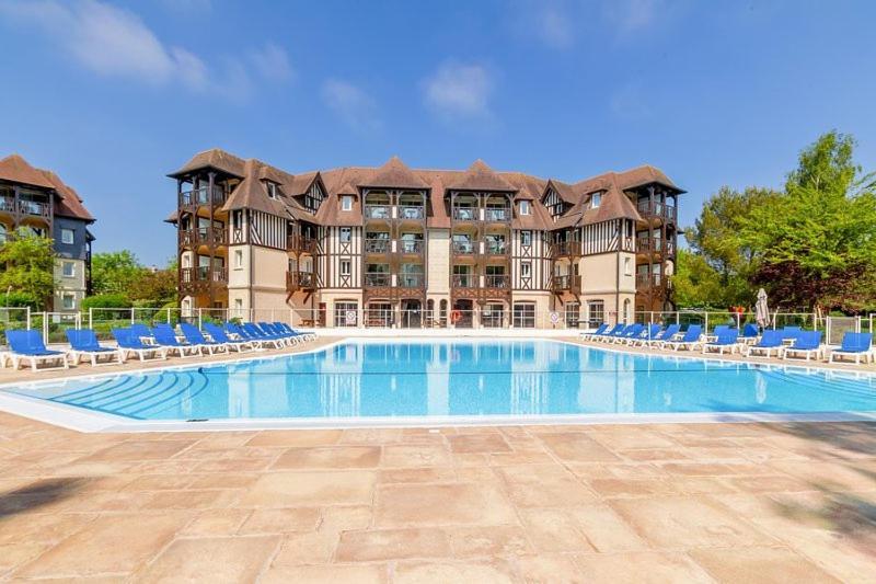 "Magnifique 2 Pieces Deauville" Piscine Et Jardin Luaran gambar